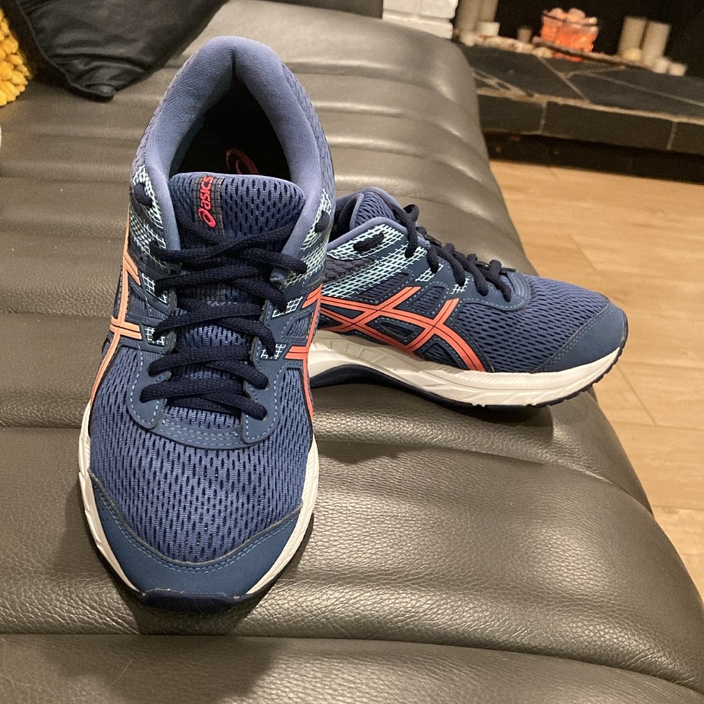 Size 7 Running Shoes